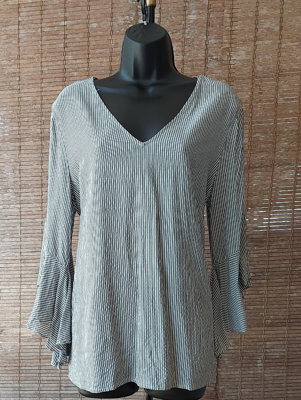 Pleione Black & White Striped V-Neck Bell Sleeve Top - Picture 3 of 9